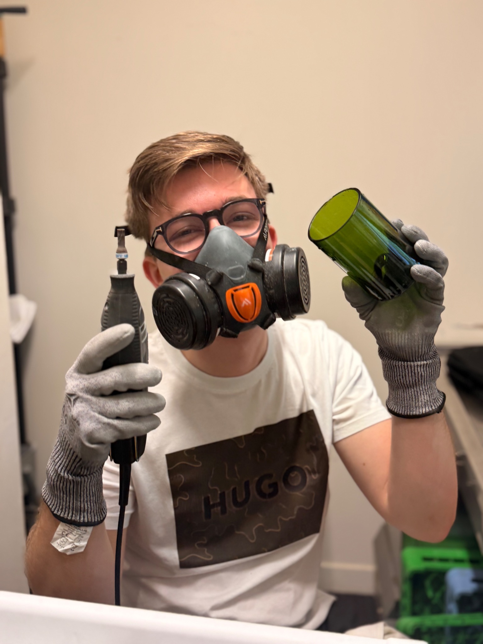 Tom à l'atelier ReVerre